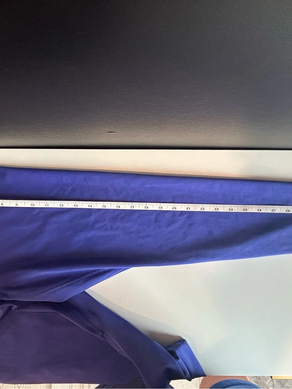 Nike Dri-FIT One Mid-Rise 7/8 Ankle Leggings in Sapphire Blue